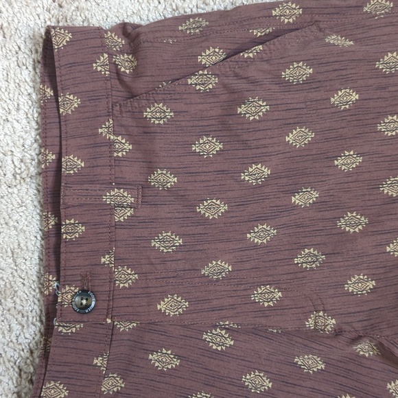 Eddie Bauer Travex Men’s Shorts Size 32 Brown Geometric Print  Stretch Nylon - Picture 6 of 12